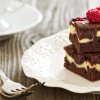 Negresa cu ciocolata, branza dulce si zmeura. Reteta delicioasa si usor de preparat