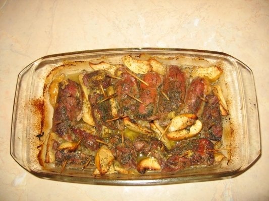 Rulouri curcan cu mar