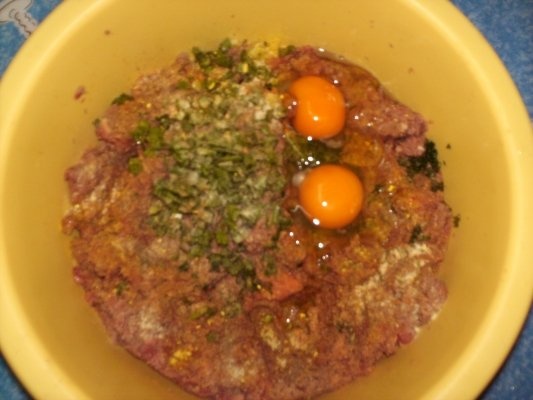 Rulada din carne tocata