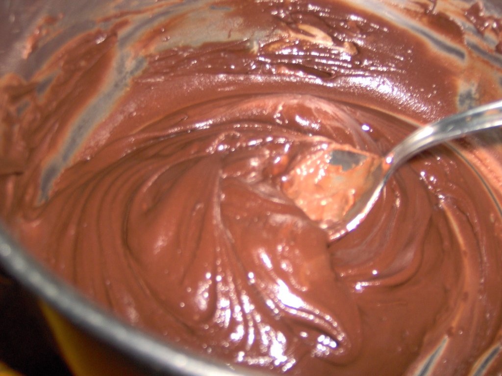 prajitura de ciocolata cu crema