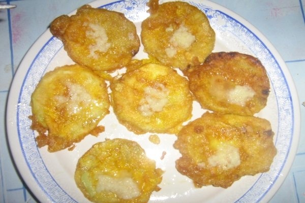 DOVLECEL PANE CU USTUROI