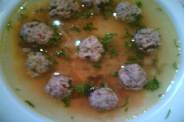 CIORBA CU PERISOARE   SI  ZEAMA DE VARZA