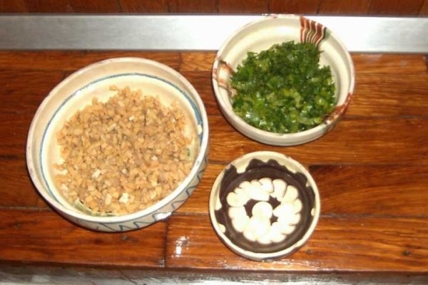 CIUPERCI CU MAIONEZA SI USTUROI