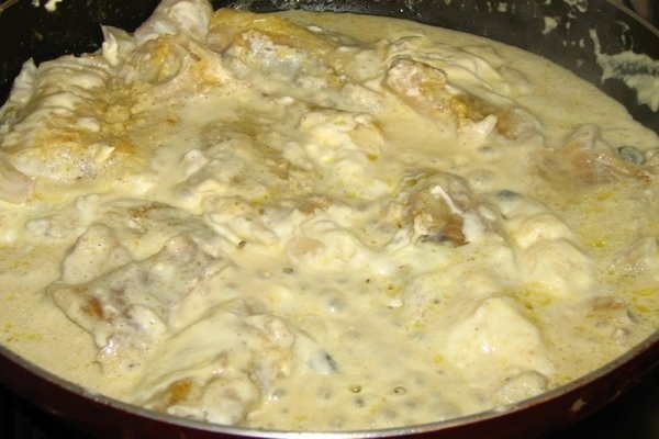 Somon/Pangasius in sos de scoth si smantana