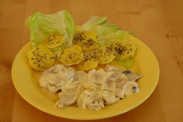 Somon/Pangasius in sos de scoth si smantana