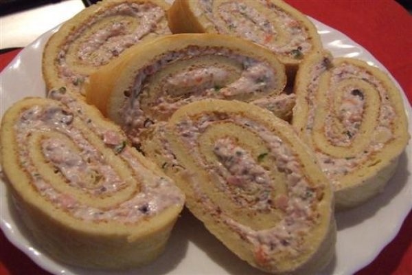 Rulada cu crema de branza