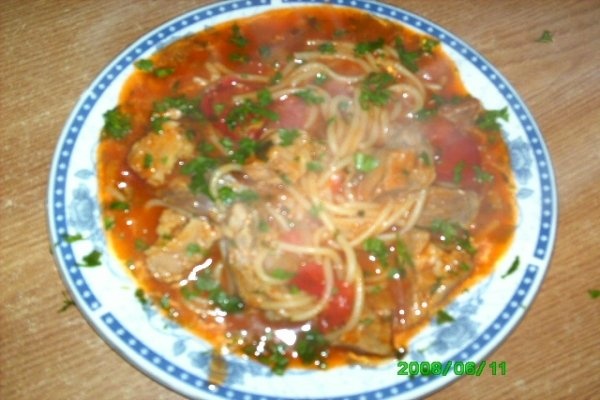 spaghete cu sos de rosii