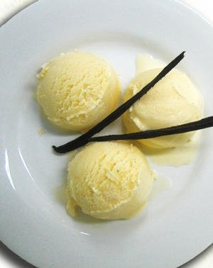 inghetata economica cu iaurt