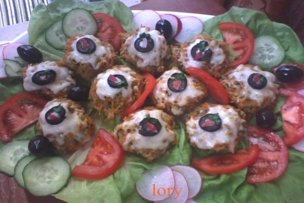 Ciuperci umplute cu legume