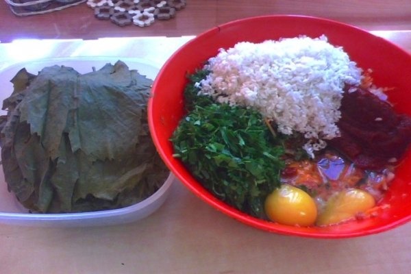 Sarmalute in foi de vita