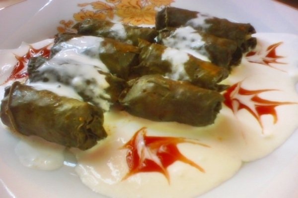 Sarmalute in foi de vita