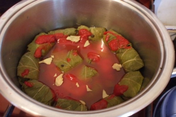 Sarmalute in foi de vita