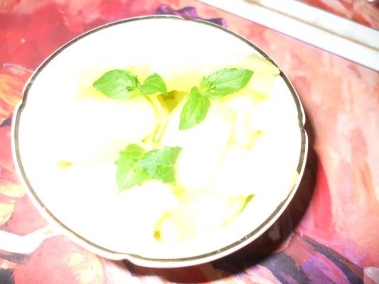 Salata de pepene cantalup