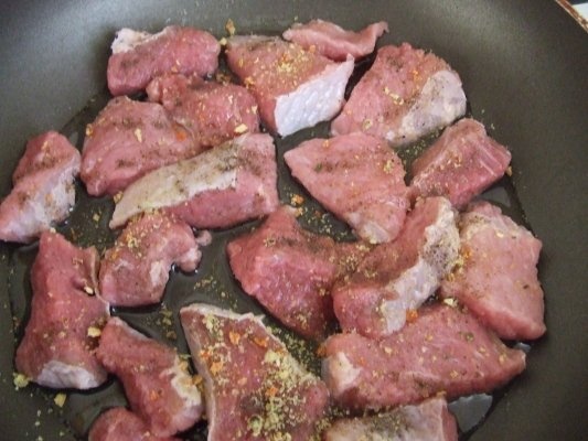 Carnita de porc cu ciuperci