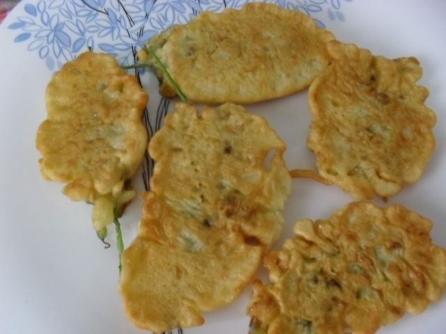 Soricei din flori de salcam