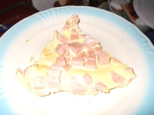 Pizza Iuliana (cu cascaval)