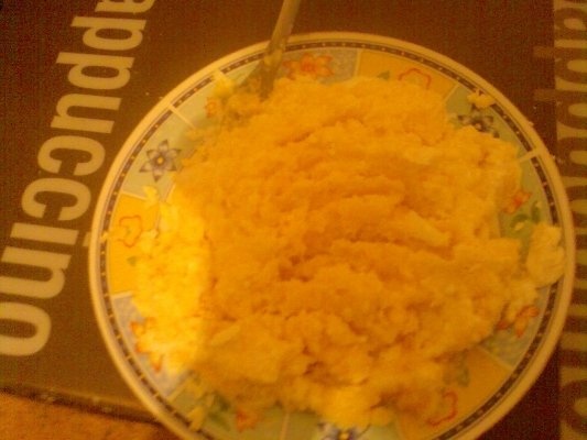 Mamaliguta cu smantana si branza