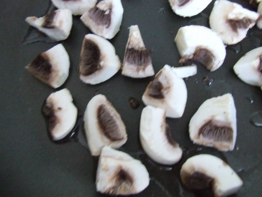 Clatite cu ficat si ciuperci