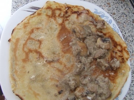 Clatite cu ficat si ciuperci