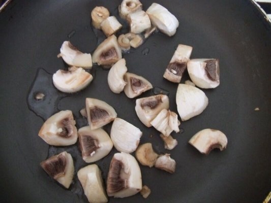 Omleta ciuperci & mozzarela