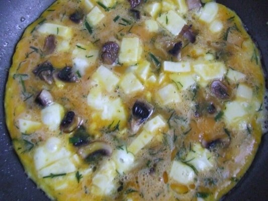 Omleta ciuperci & mozzarela