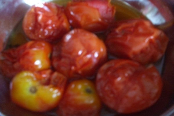 Salata de rosii coapte