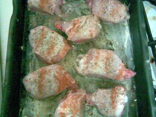 Fripura de pui cu cartofi la cuptor