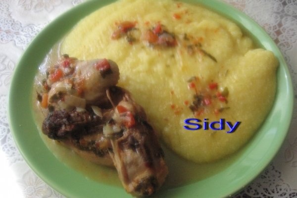 Tocanita de pui cu mamaliguta