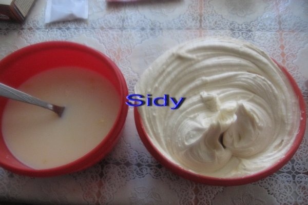 Tiramisu (din comert)