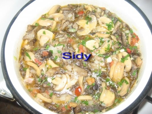 Tocanita de ciuperci