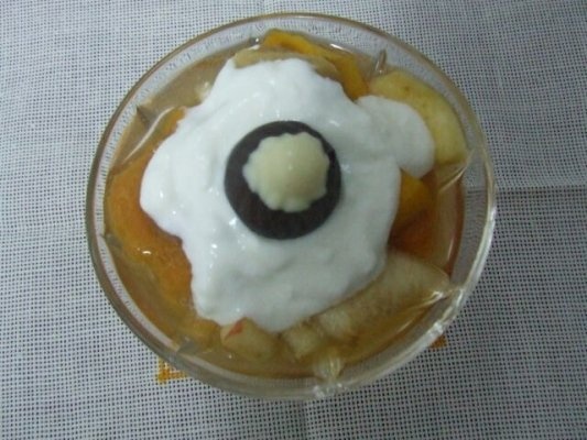 Salata fructe Iceberg