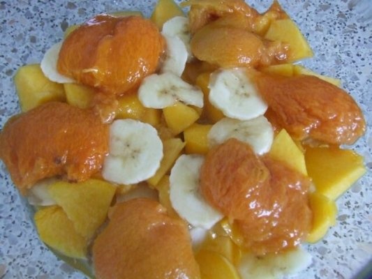 Salata fructe Iceberg