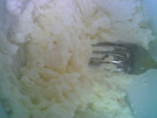 Sandvis cu sunca de pui