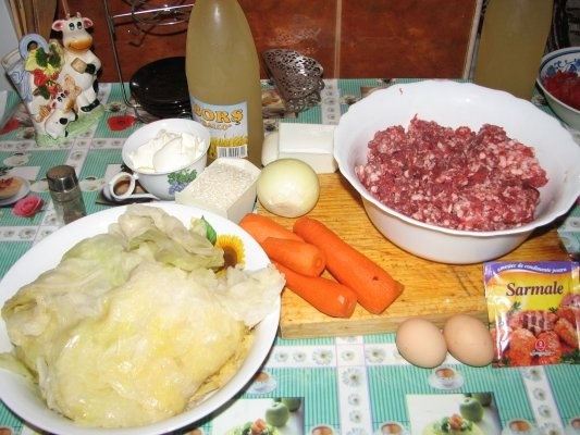 Sarmale in foi de varza