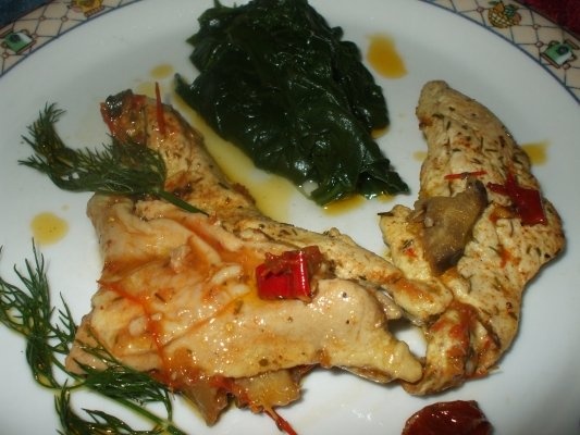 Piept de pui picant cu spanac