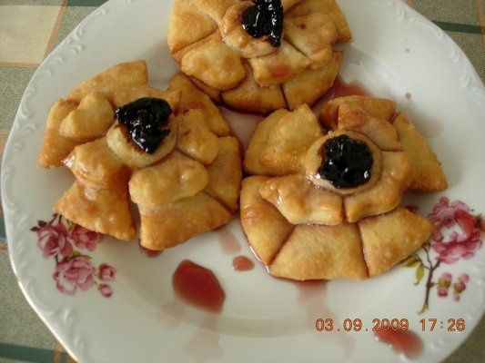 Minciunica floricica