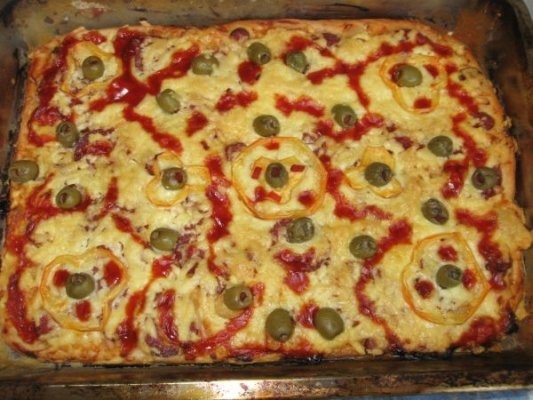 Pizza facuta in casa- Ramona 1