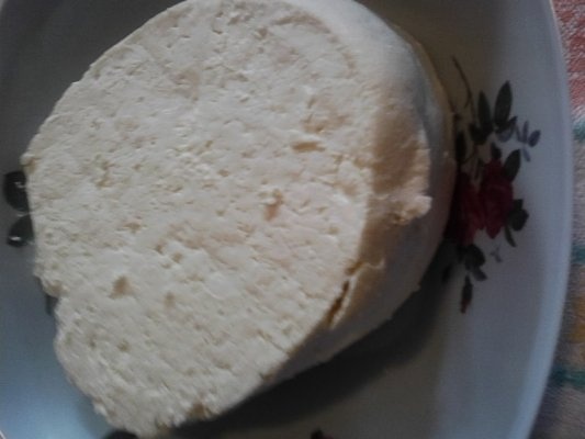 Branza cu smantana si mamaliguta