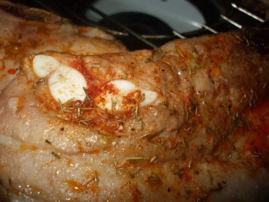 Mancare de fasole uscata cu costita la gratar