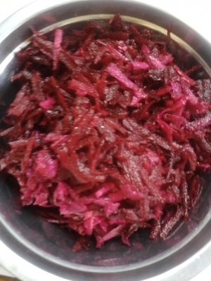 Bors rosu cu afumatura