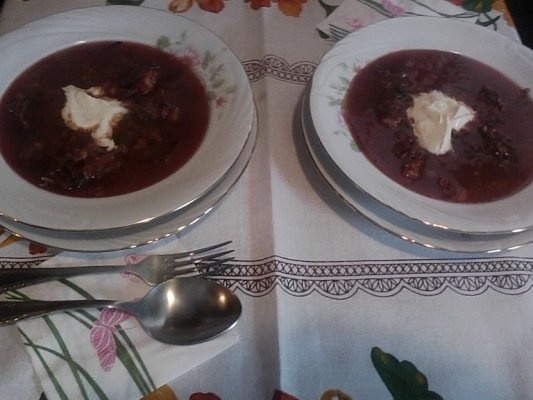 Bors rosu cu afumatura