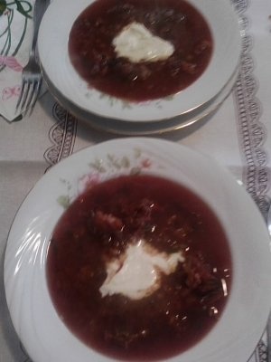 Bors rosu cu afumatura