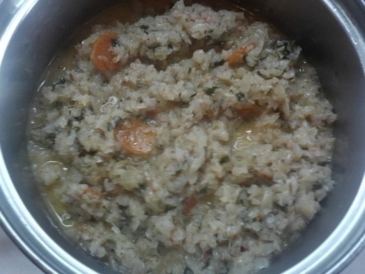 Varza dulce cu sos de rosii si smantana