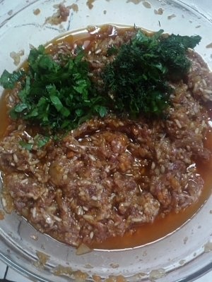 Ardei umpluti si sos