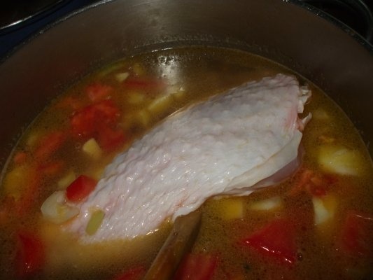 Ciorba de aripa de curcan cu zdrente de spanac