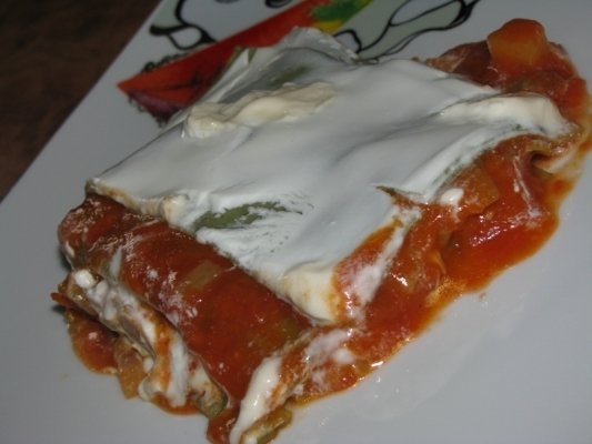 Lasagna cu legume, pasta de rosii si zacusca cu vinete