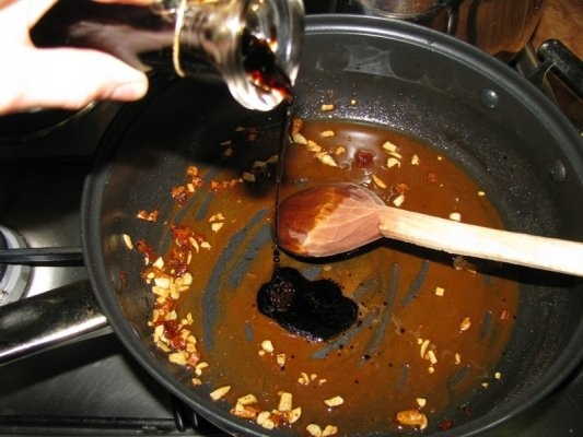 Fasole verde si telina cu sos dulce-acrisor