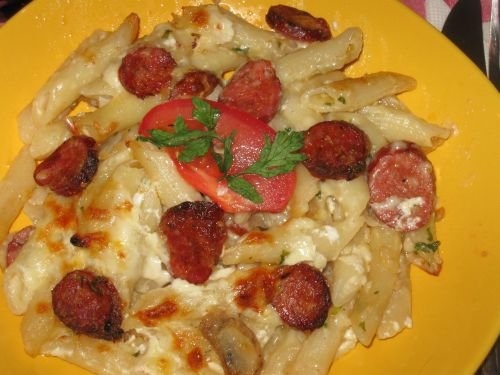 Carnaciori cu penne si ciuperci