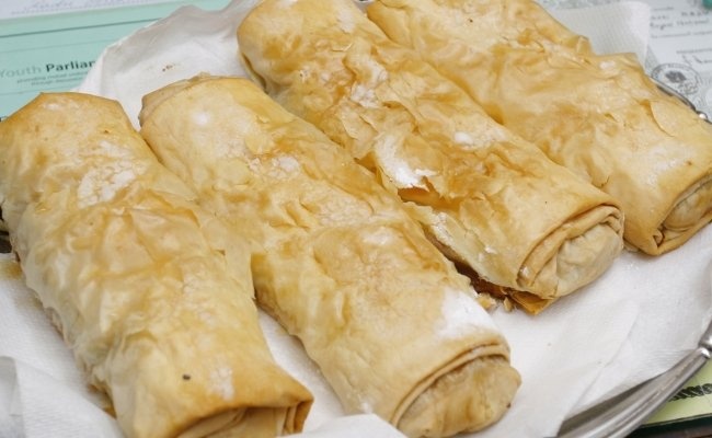 Placinta Rulou cu mere