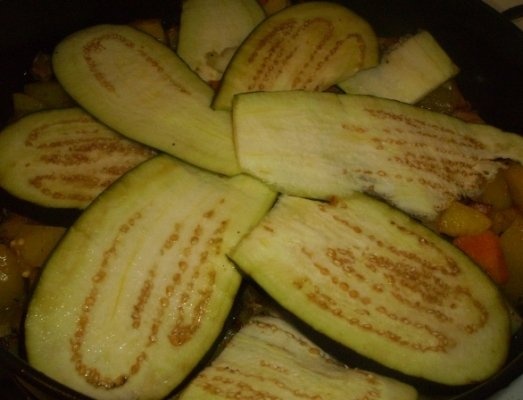 Mancare de  Legume cu costita afumata